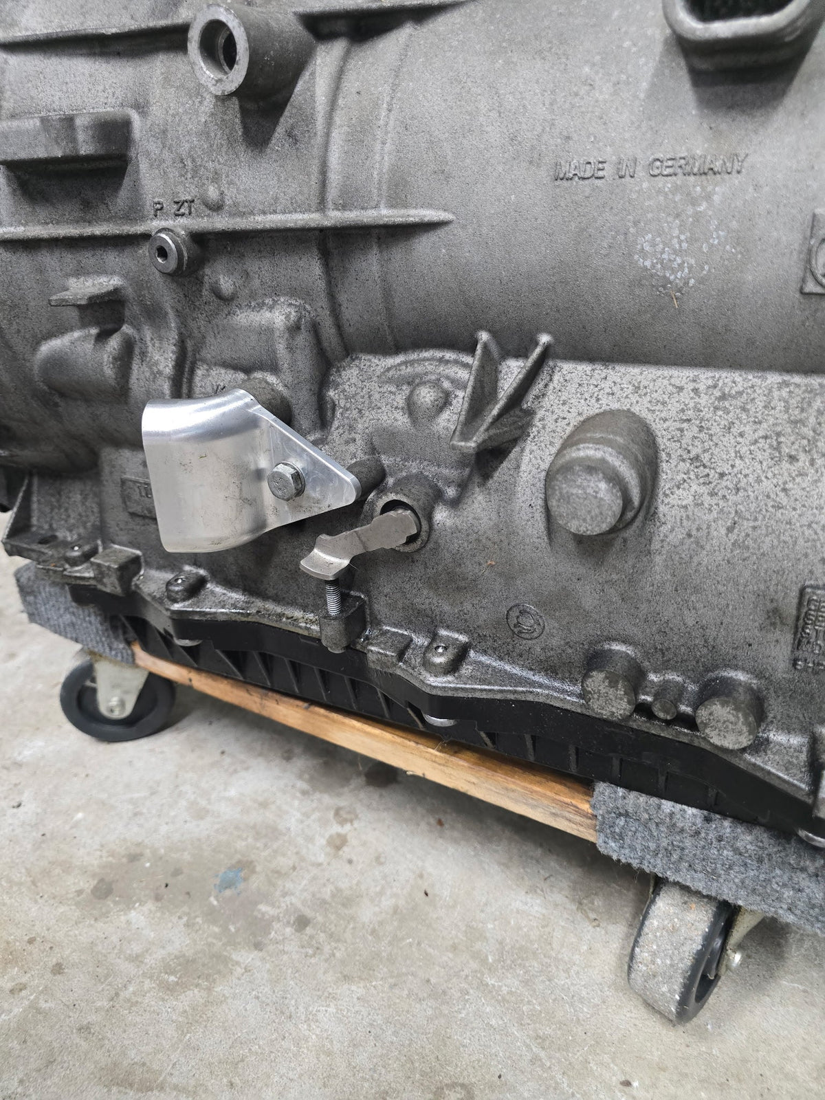 8hp Oil Cooler Line Adapter with 8an fittings