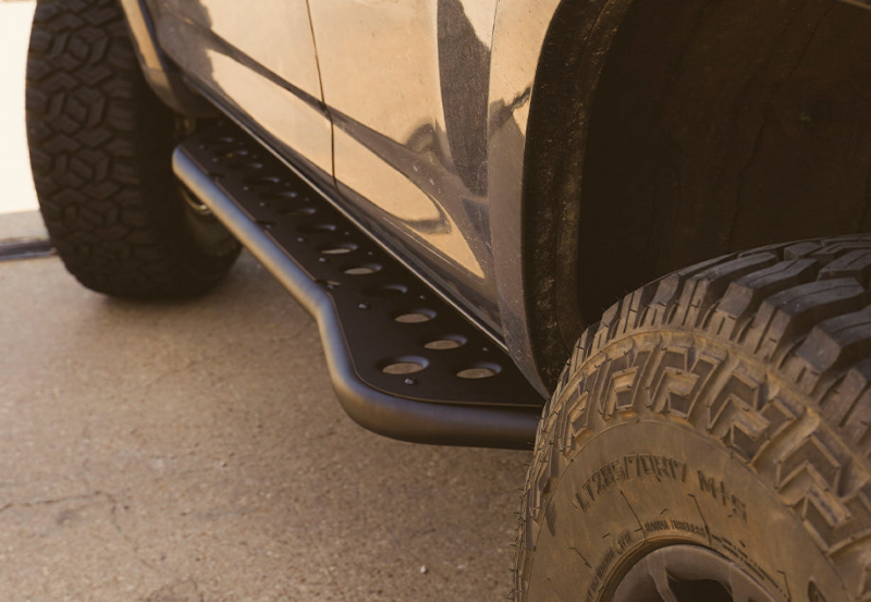 Cali Raised LED Cali Raised 03-09 Toyota 4Runner Step Ed Bolt On Rock Sliders - Kick Out/RawFiller Plate/BedLiner CR2721