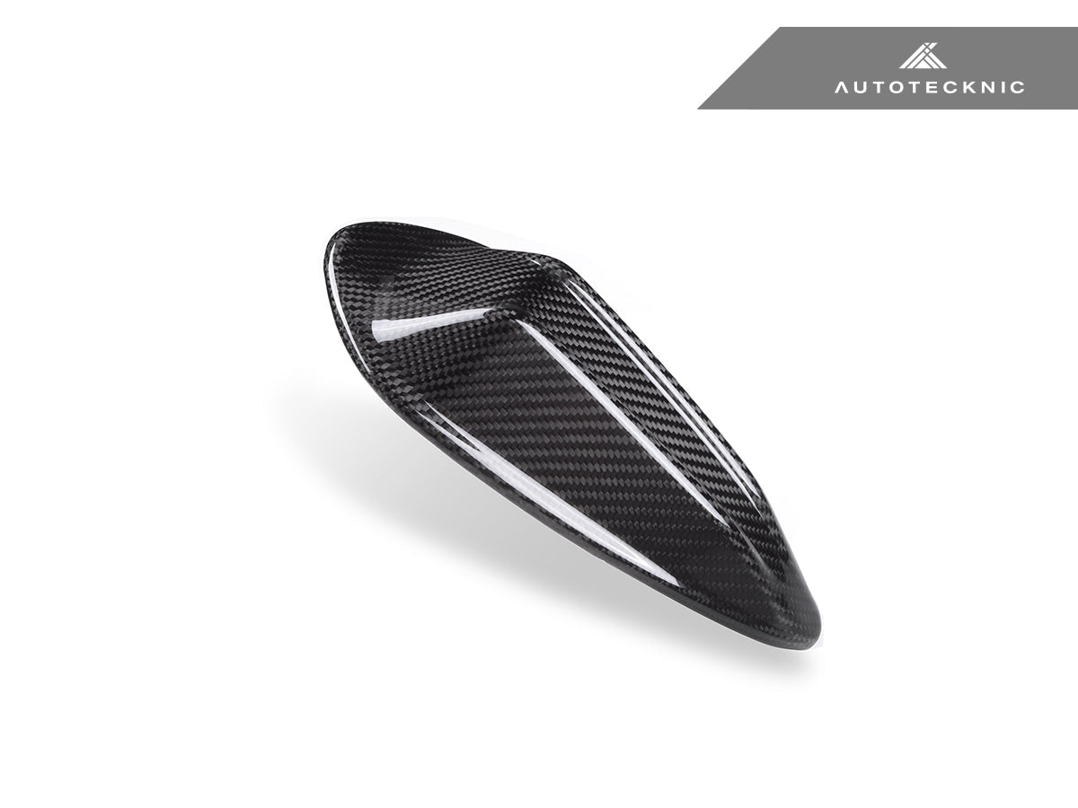 AutoTecknic Dry Carbon Roof Antenna Cover - G21 3-Series Touring LCI