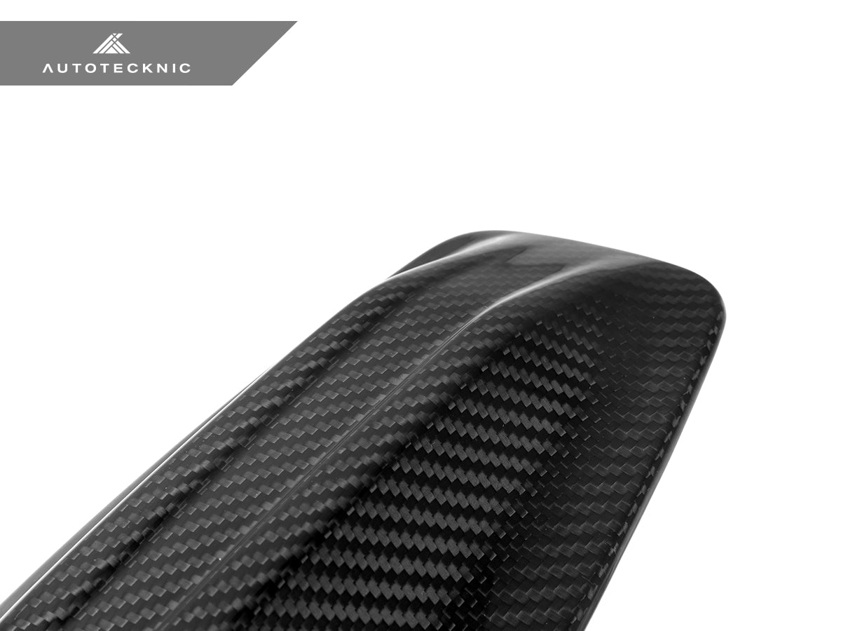 AutoTecknic Dry Carbon Roof Antenna Cover - G90 M5