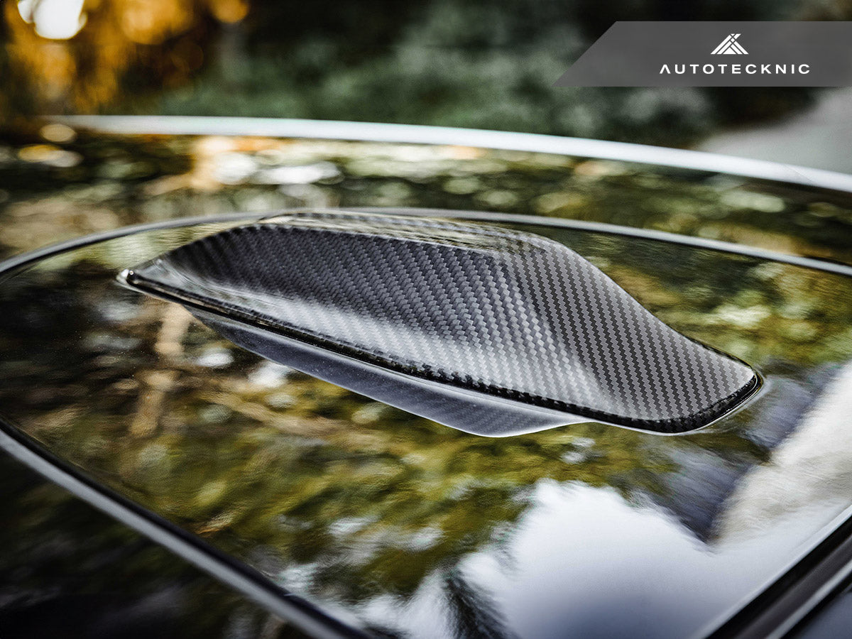 AutoTecknic Dry Carbon Roof Antenna Cover - G90 M5