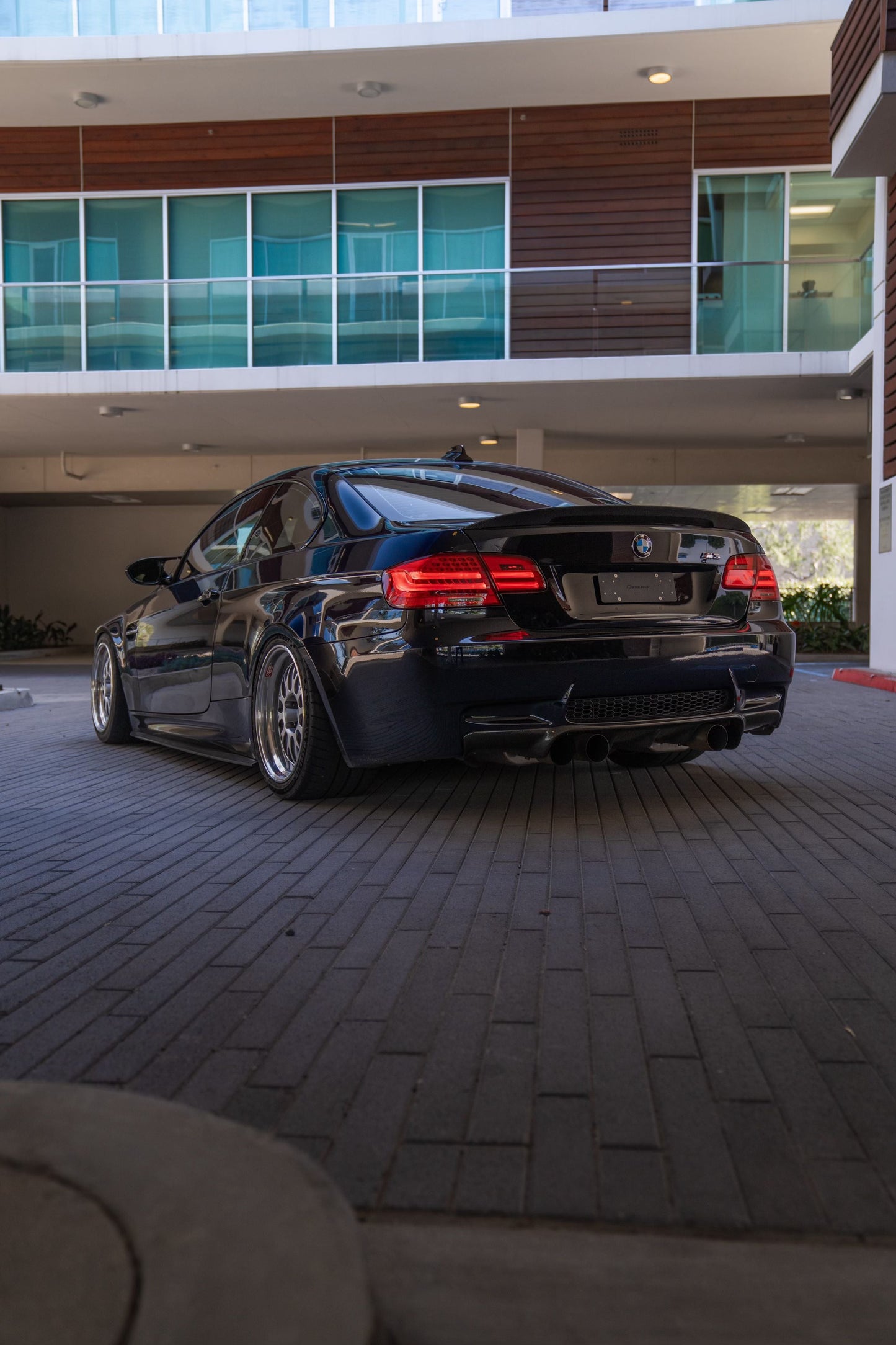 [Add On] BMW Magnetic Rear License Plate Mount - Europe
