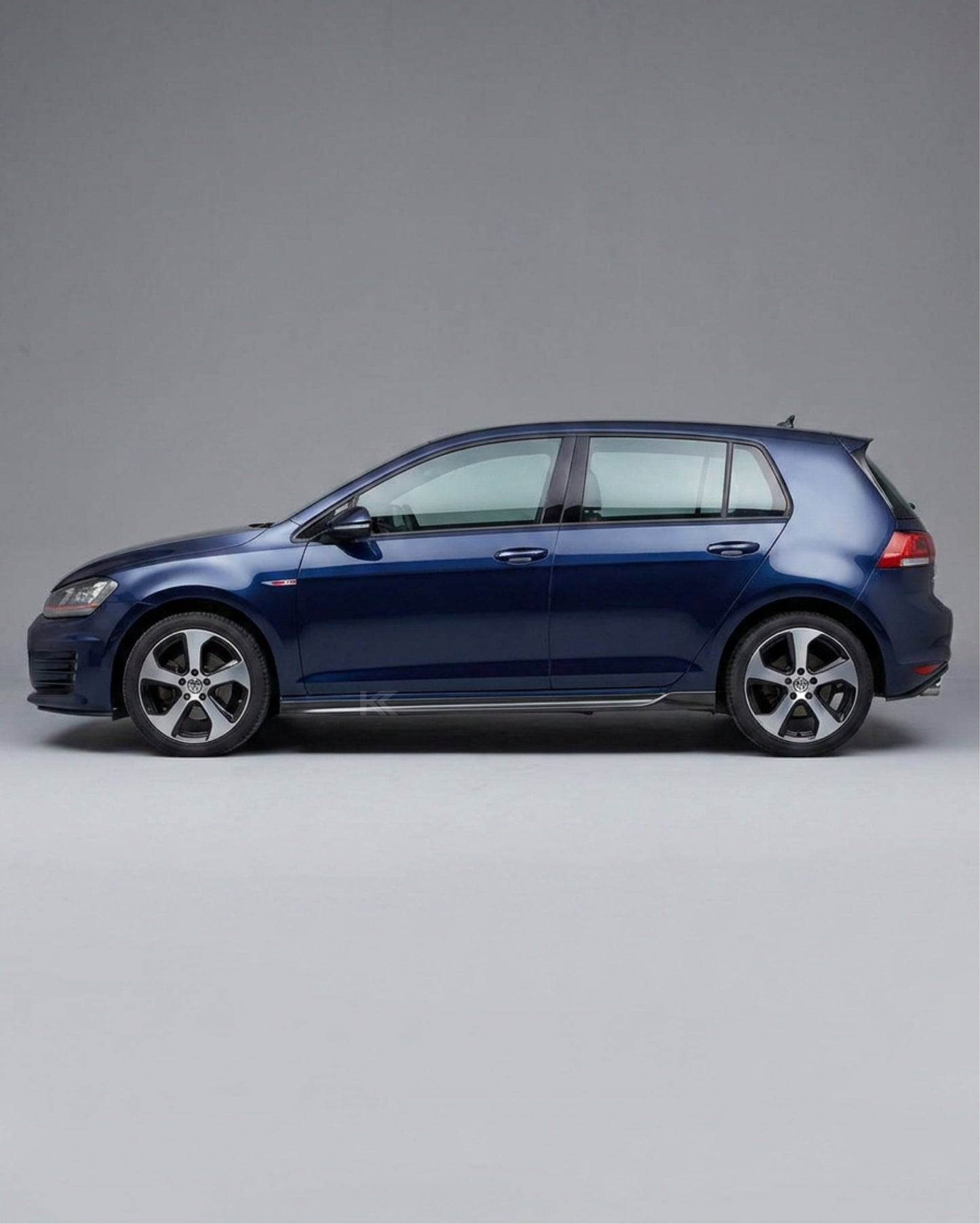 2014–2016 Volkswagen Golf GTI MK7 Side Skirt Extensions – Carbon Fiber
