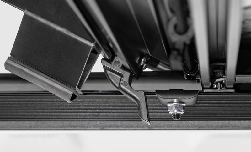 Access LOMAX Professional Series TriFold Cover 16-19 Toyota Tacoma 6ft Bed (Excl Trucks w/OE Cover) B0050029