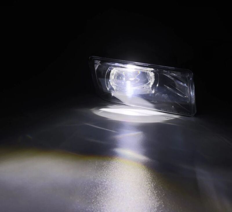 AlphaRex 07-13 Chevrolet Silverado/04-17 Tahoe DoubleTap Dual Color LED Proj Fog Lights - Wt/Ambr 210008 *Discontinued