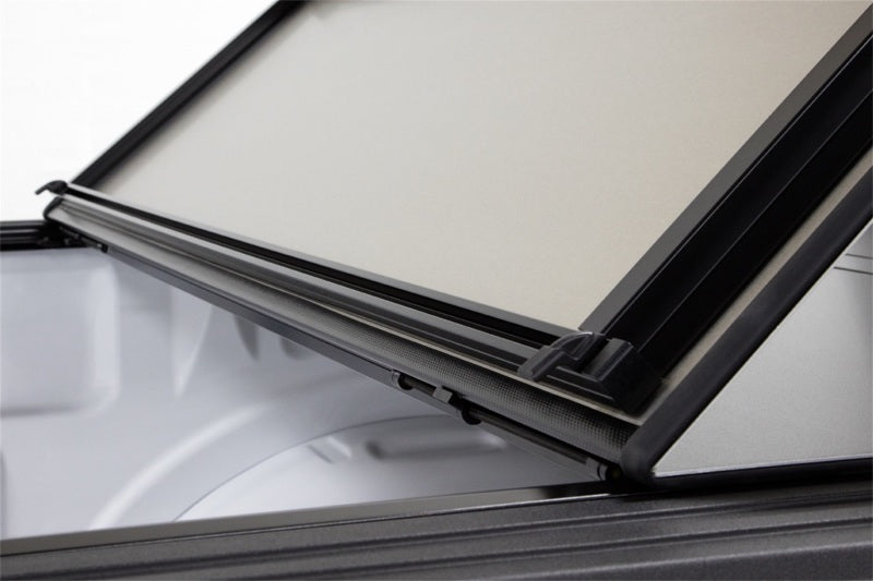 Access LOMAX Professional Series TriFold Cover 16-19 Toyota Tacoma 6ft Bed (Excl Trucks w/OE Cover) B0050029
