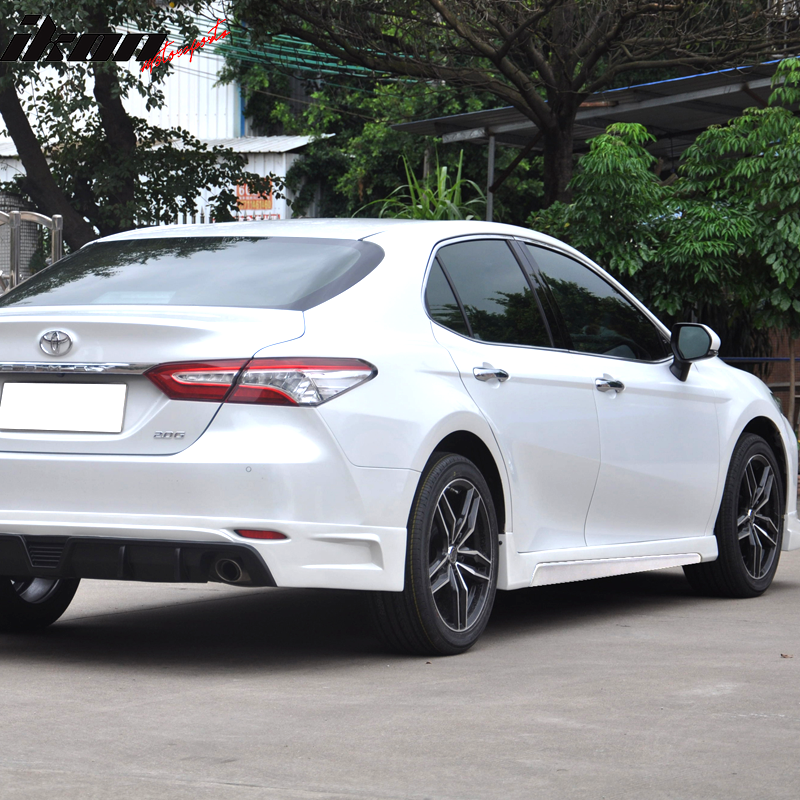 2018-2024 Toyota Camry Matte Black Side Skirt & CF Print Rocker Panel