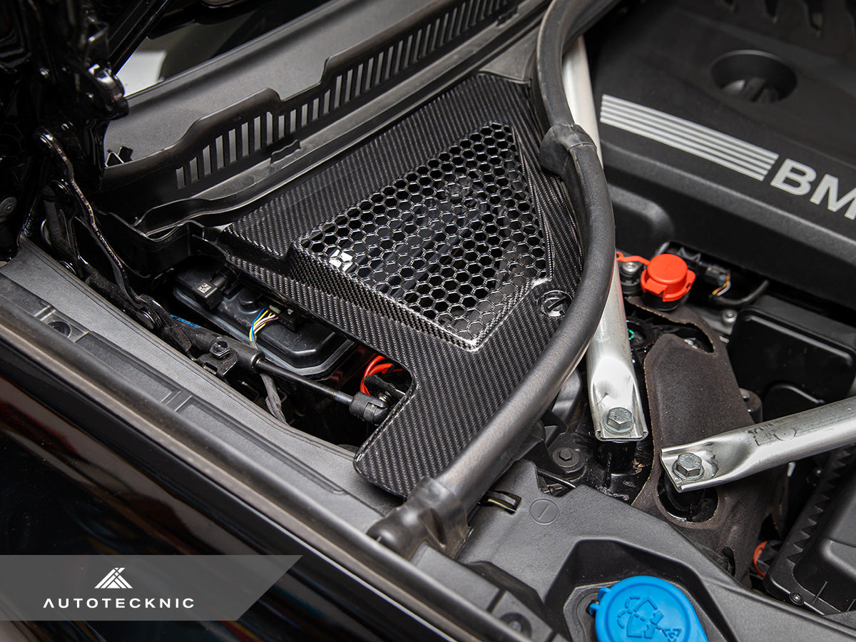 AutoTecknic Dry Carbon Engine Cowl Panel Trim Set - G05 X5 | G06 X6 | G07 X7