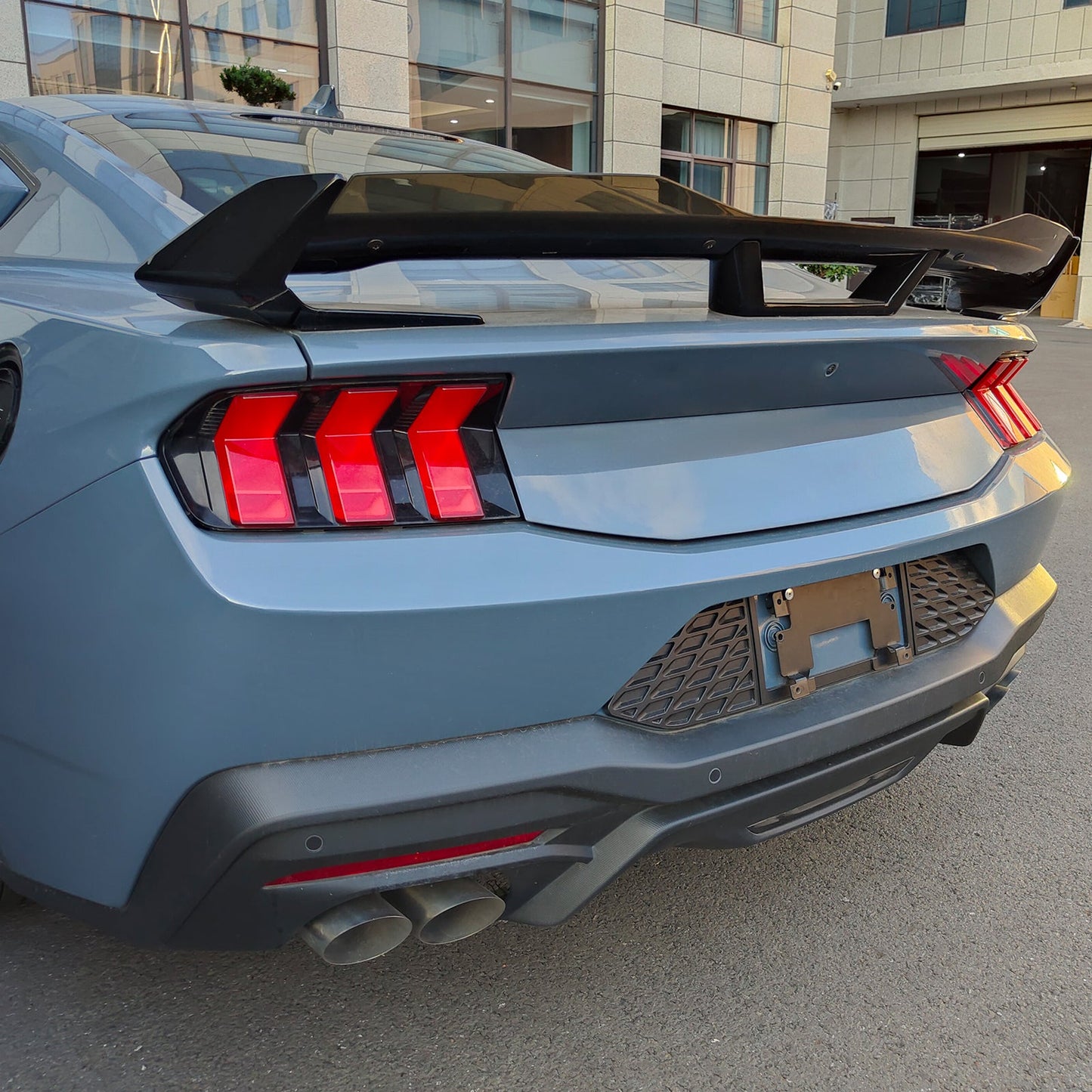 2024-2025 Ford Mustang Dark Horse Gloss Trunk Spoiler W/ Gurney Glap