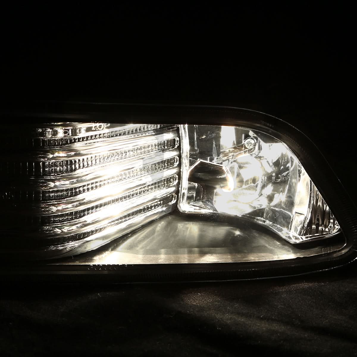 04-10 Scion TC Smoke Fog Lights with Switch H3 Bulb