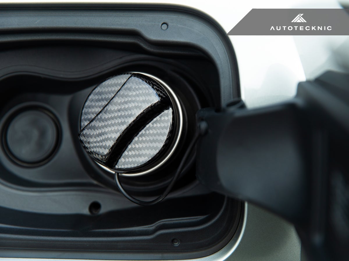 AutoTecknic Dry Carbon Competition Fuel Cap Cover - BMW E9X M3 | 3-Series