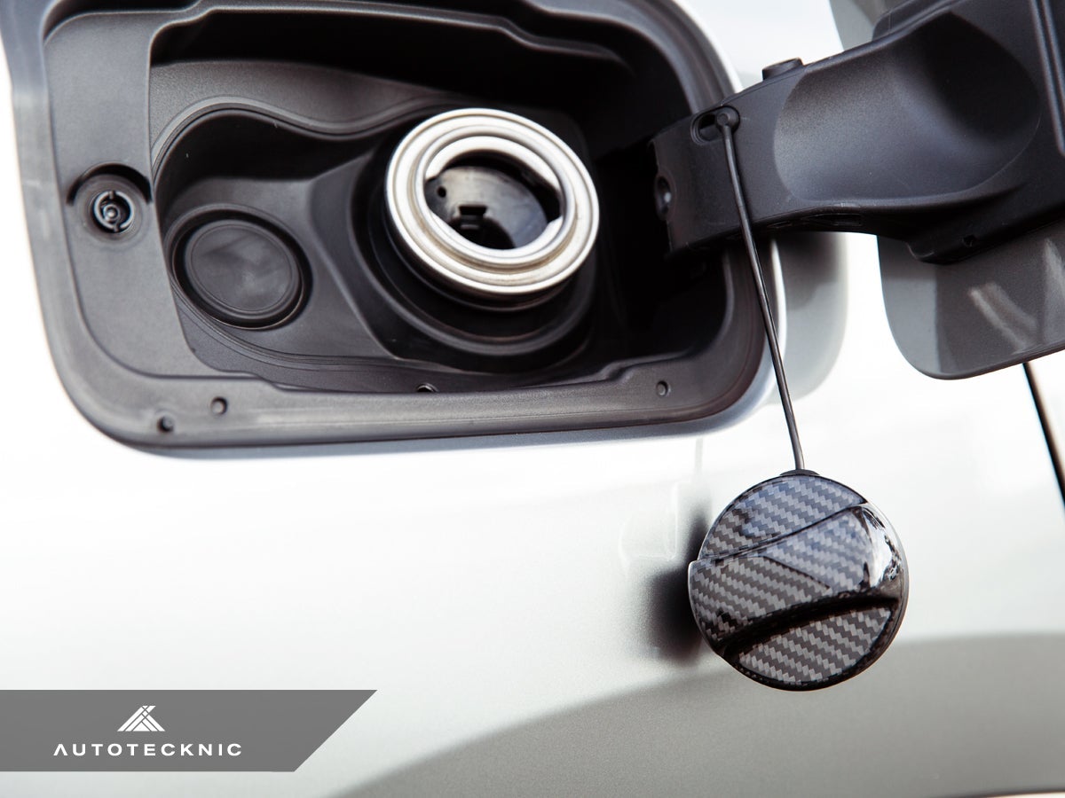 AutoTecknic Dry Carbon Competition Fuel Cap Cover - BMW E9X M3 | 3-Series
