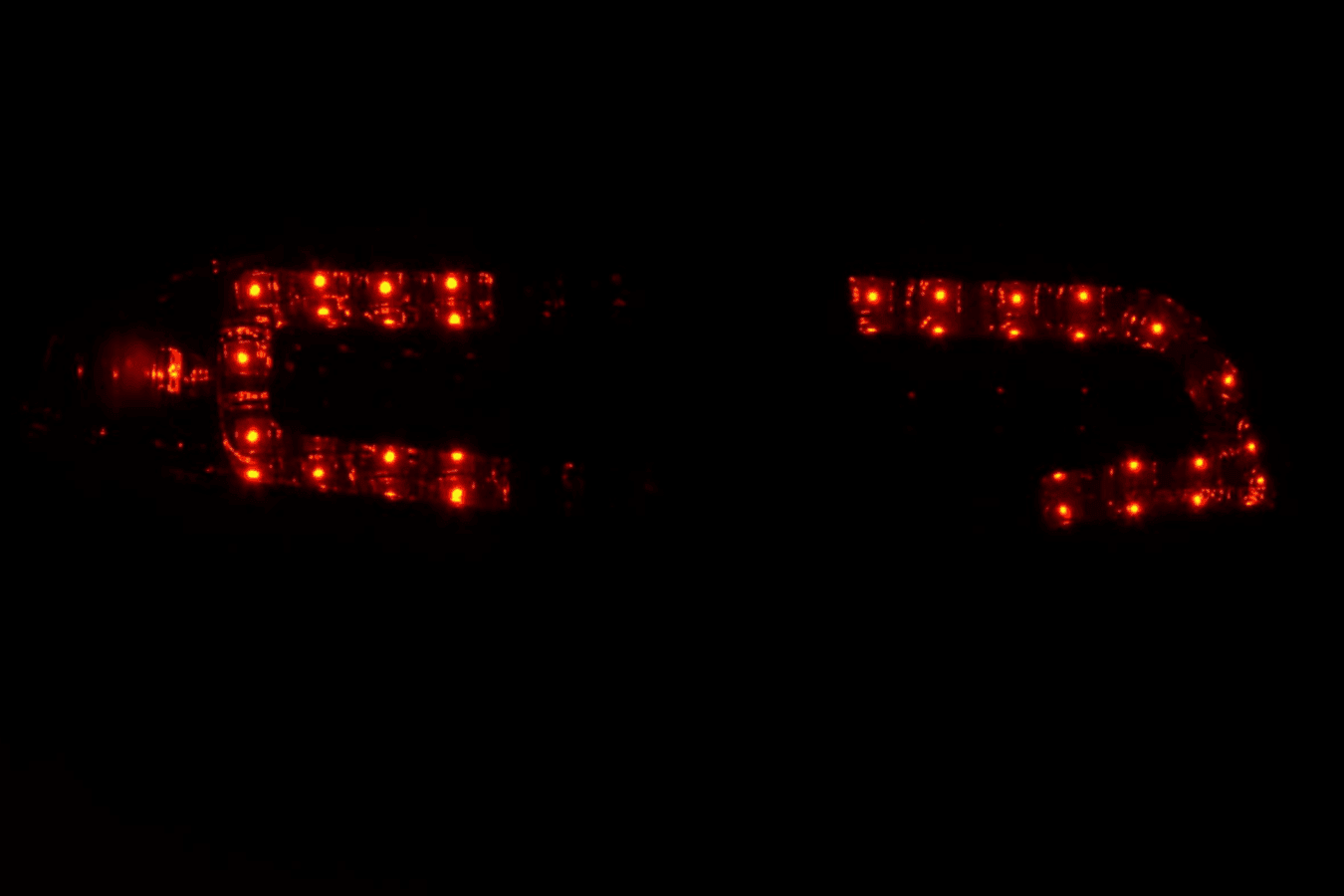 Audi A4 (B7/8E) Sedan Chrome Smoke LED Taillights Set (2004-2007)