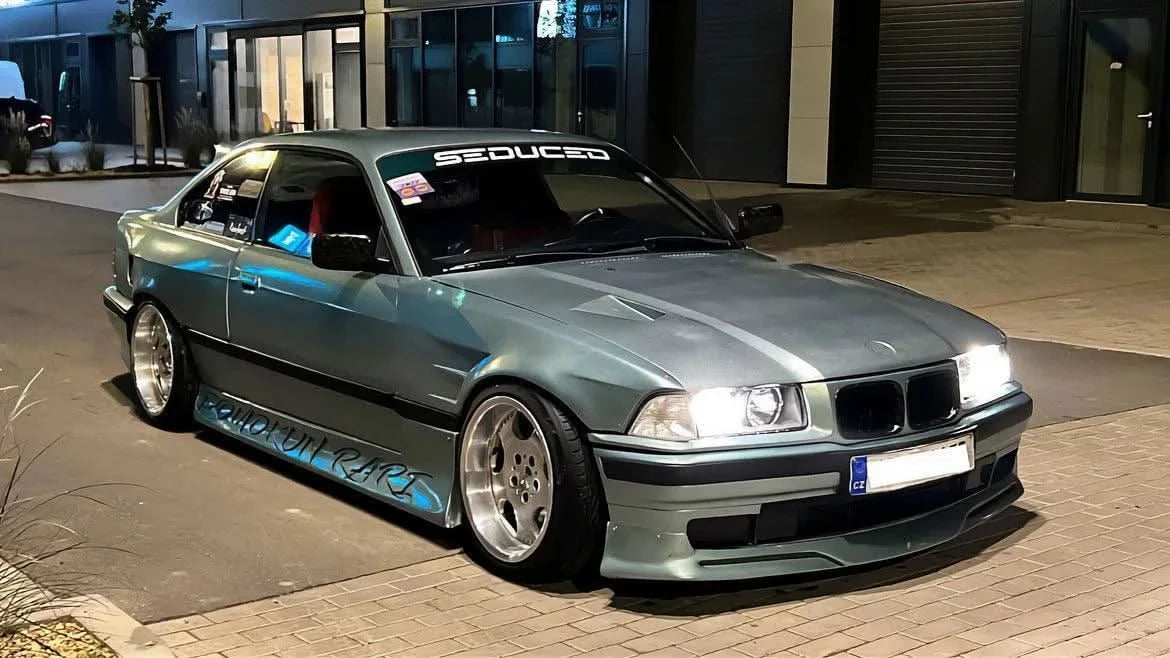BMW E36 Vented Front Over-Fenders (1990-1999)