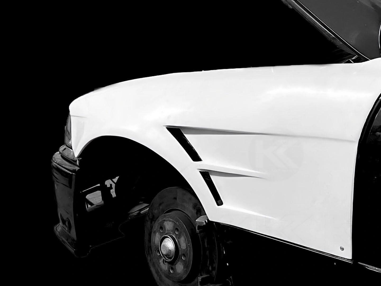 BMW E36 Vented Front Over-Fenders (1990-1999)