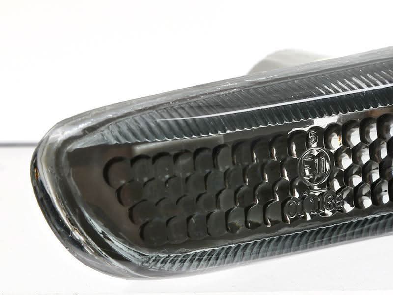 BMW E46 2D/Cabrio & 99-01 BMW 4D/5D Crystal Clear or Smoke Side Marker Lights(1999-2003)