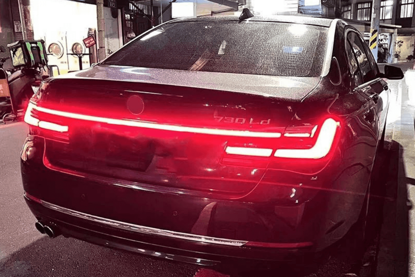 BMW F02 7 Series Red LED Luxury Beam Style Tail Lights (2008 - 2015)