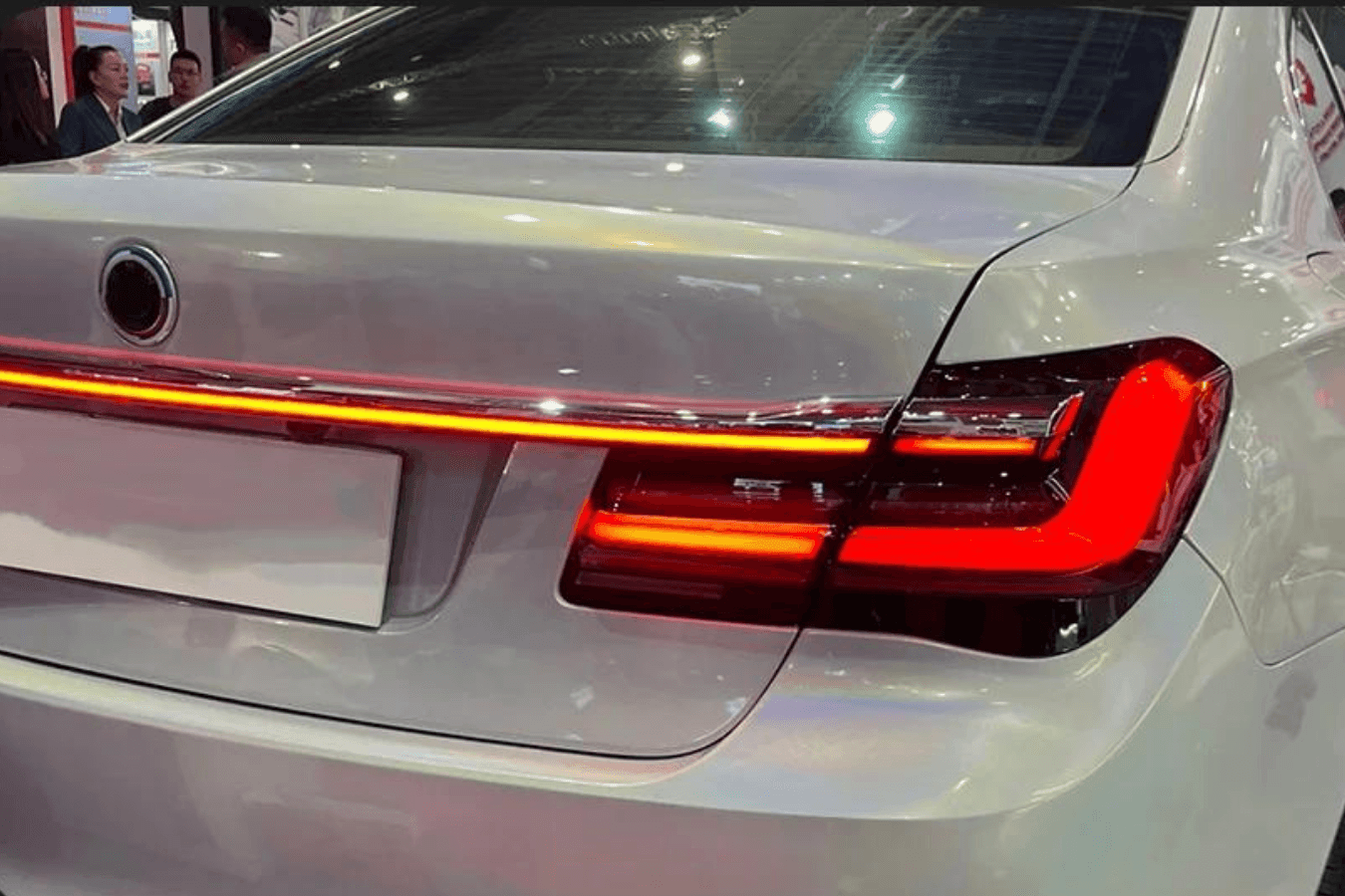 BMW F02 7 Series Red LED Luxury Beam Style Tail Lights (2008 - 2015)