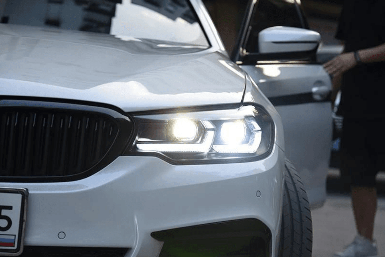 BMW G30 5 Series "Modernized" LED Headlights Upgrade (2017 - 2023)