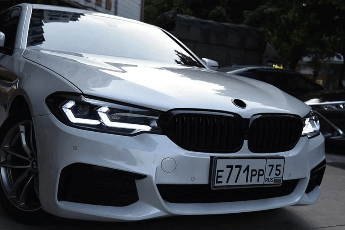 BMW G30 5 Series "Modernized" LED Headlights Upgrade (2017 - 2023)