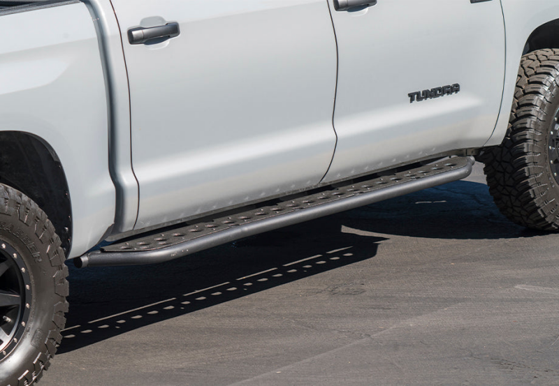 Cali Raised LED Cali Raised 2022 Toyota Tundra Rock Sliders - Hybrid / No Kick Out / Powder Coat Sf + BedLiner CR4232