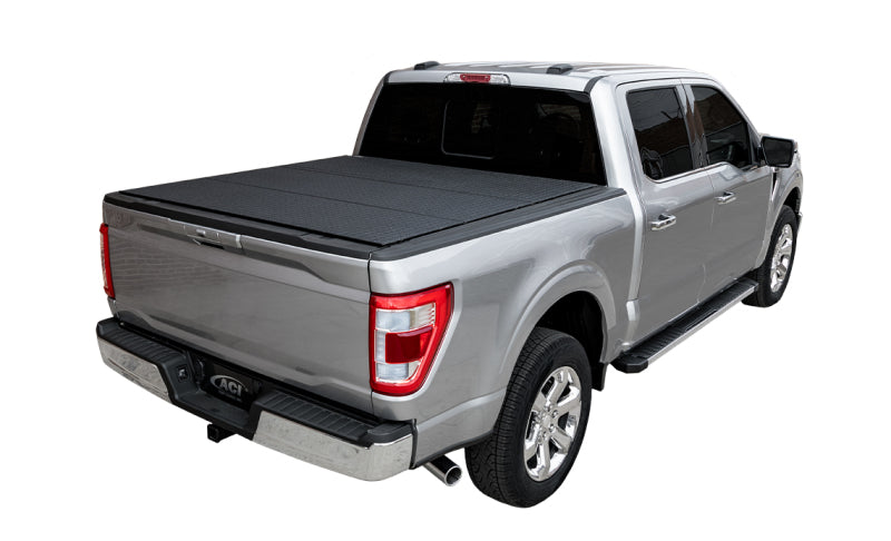 Access LOMAX Professional Series Tri-Fold Cover 04-18 Ford F-150 5ft 6in Short Bed Diamond Plate B0010019