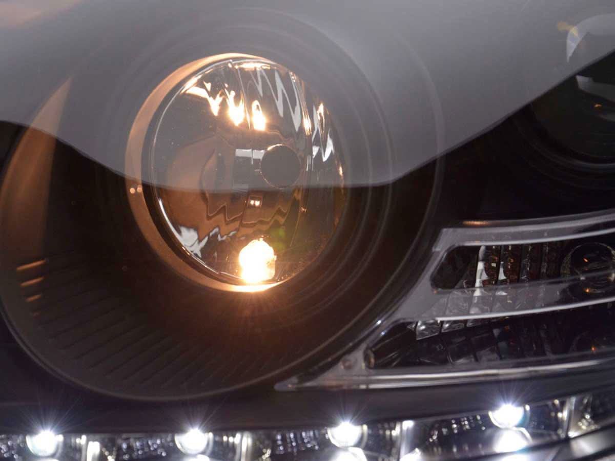 Mercedes Benz S-Class (220) Black LED Headlights with Daytime Running Lights (1998 - 2005)