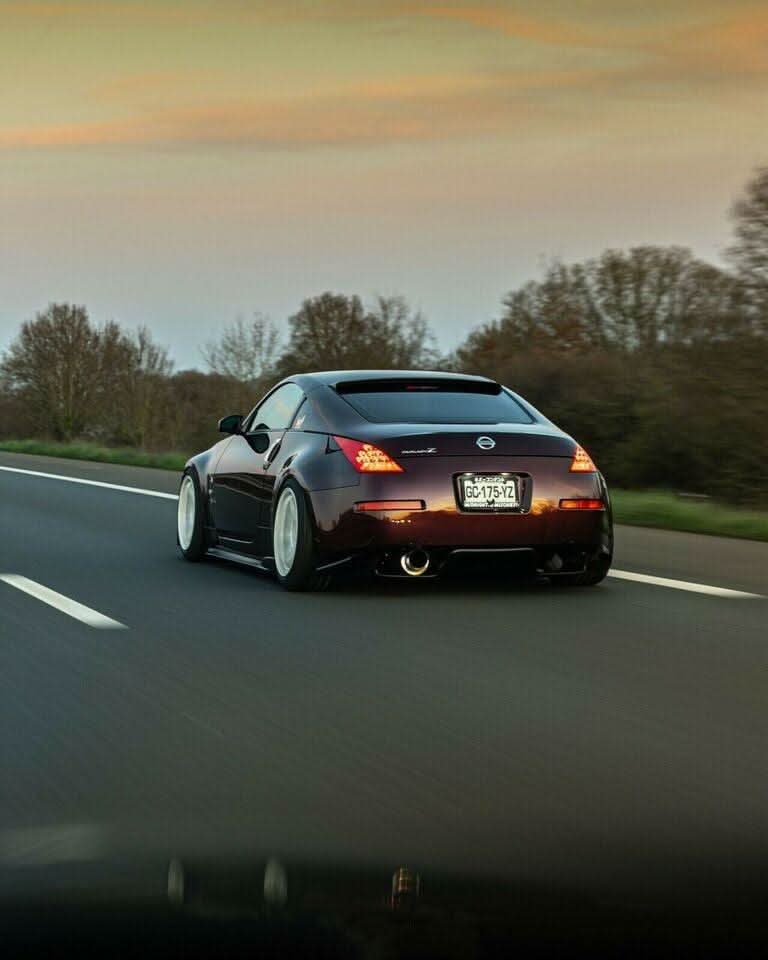 Nissan Fairlady 350z MaxStyle Rear Diffuser V2 (2002 - 2008)